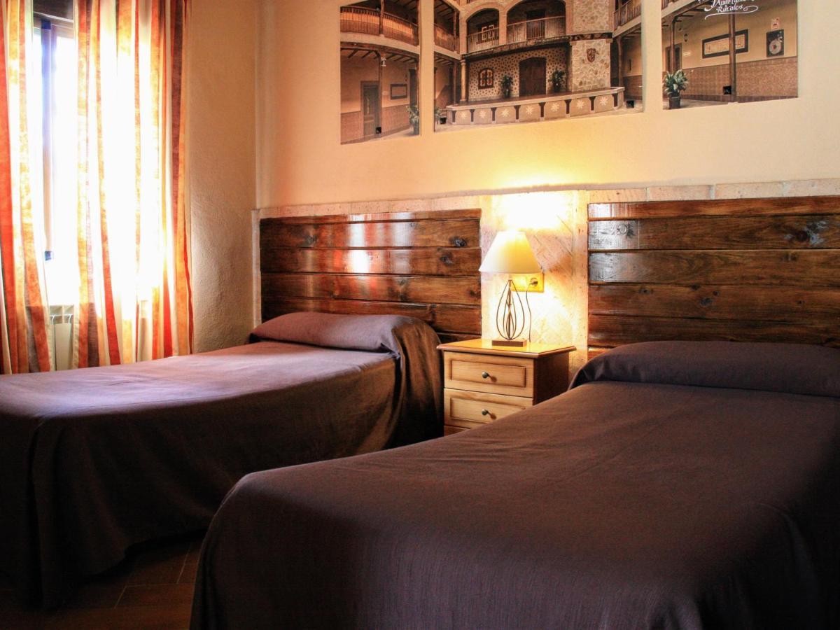 Complejo Turistico Las Canadas Casas De Campo- Actividades Gratuitas Todos Los Fines De Semana Баньос-де-Монтемайор Екстер'єр фото