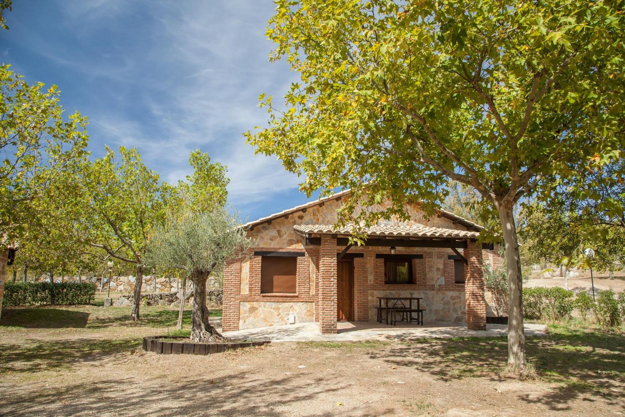 Complejo Turistico Las Canadas Casas De Campo- Actividades Gratuitas Todos Los Fines De Semana Баньос-де-Монтемайор Номер фото